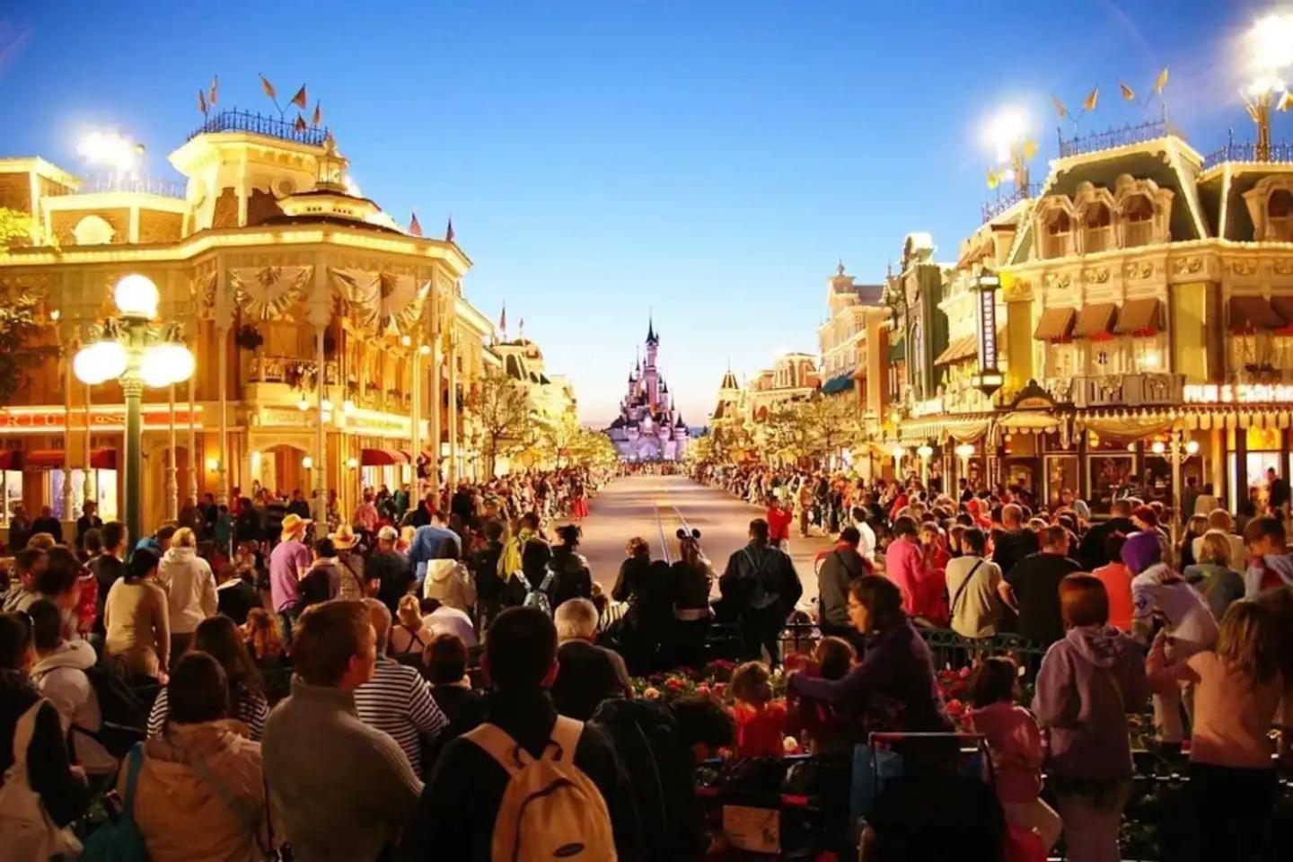 Magic Studio - Disneyland Paris Shopping Village 9 Minutes Chessy  Luaran gambar